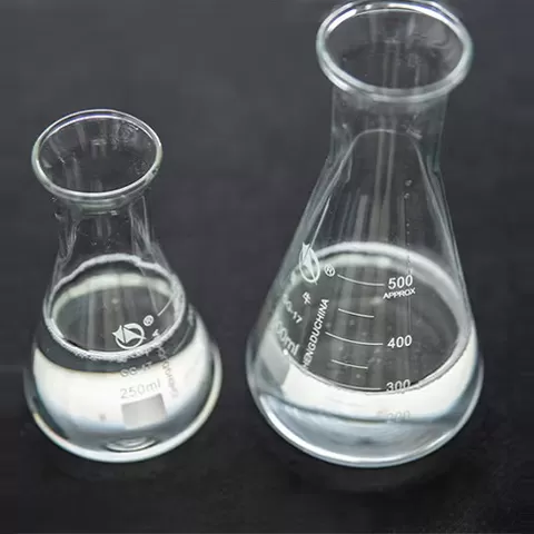 Superplasticizer Polikarboksilat Cair